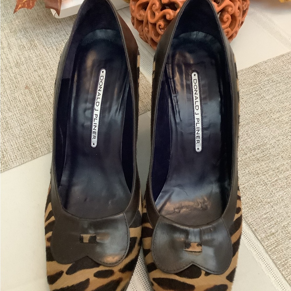 HOT BUY Donald J. Pliner Women's Leopard Print Shoes